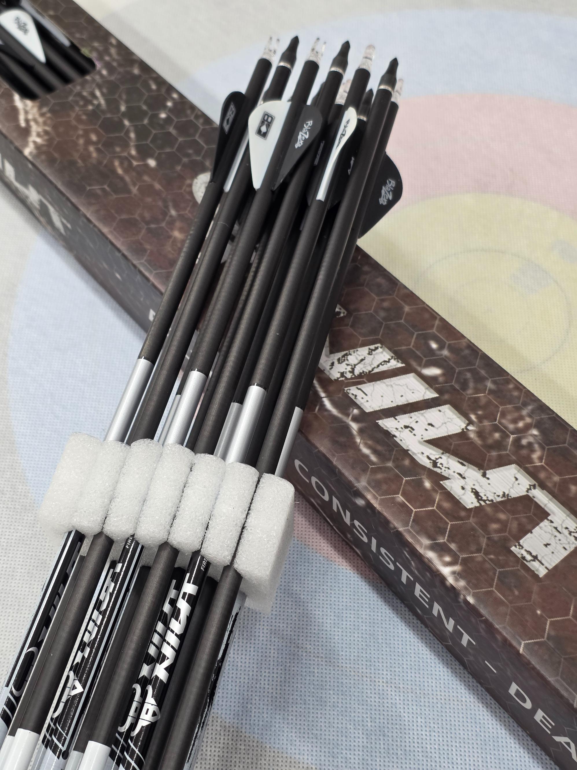 Стрела лучная карбоновая Niut Ice Hunter 12 шт