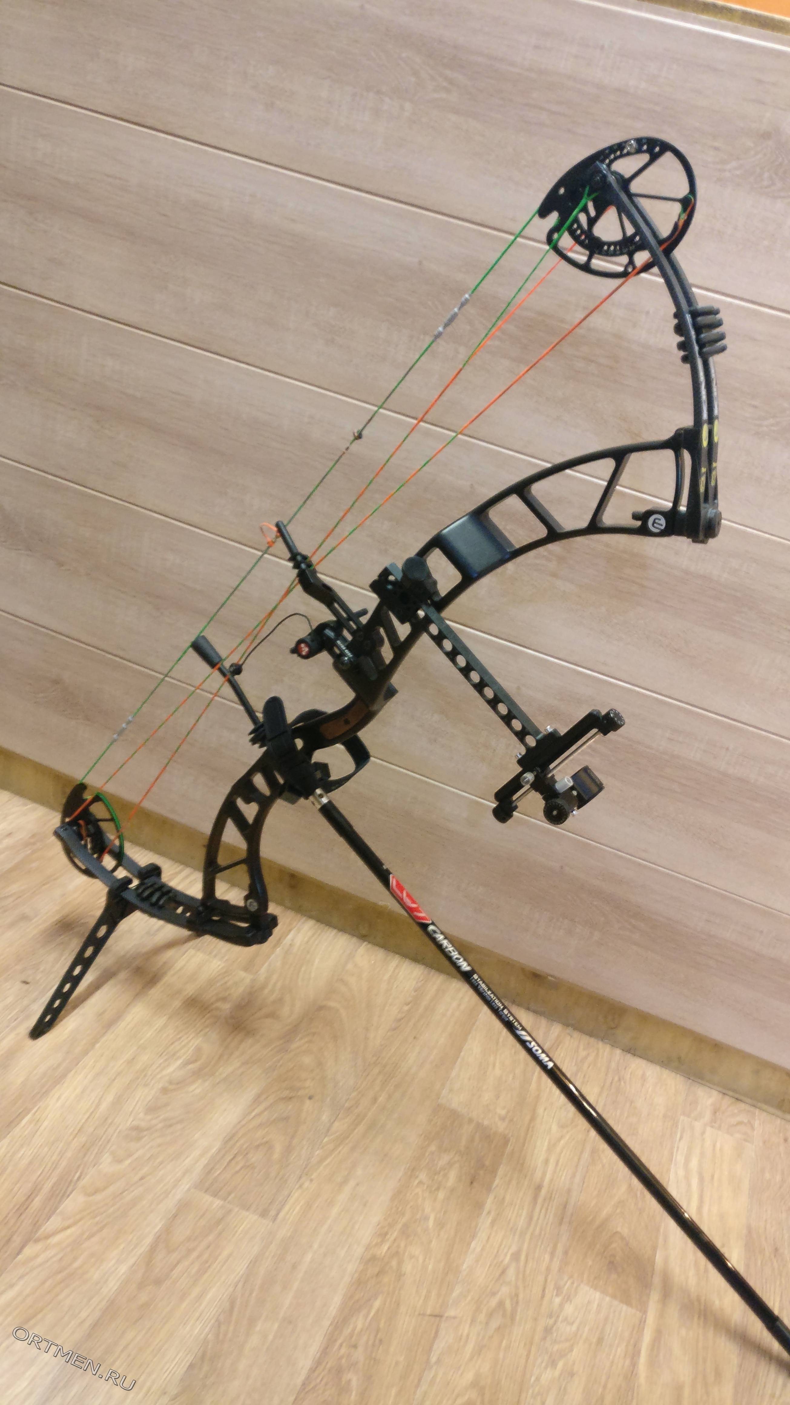 Лук блочный KINETIC TRIUM X