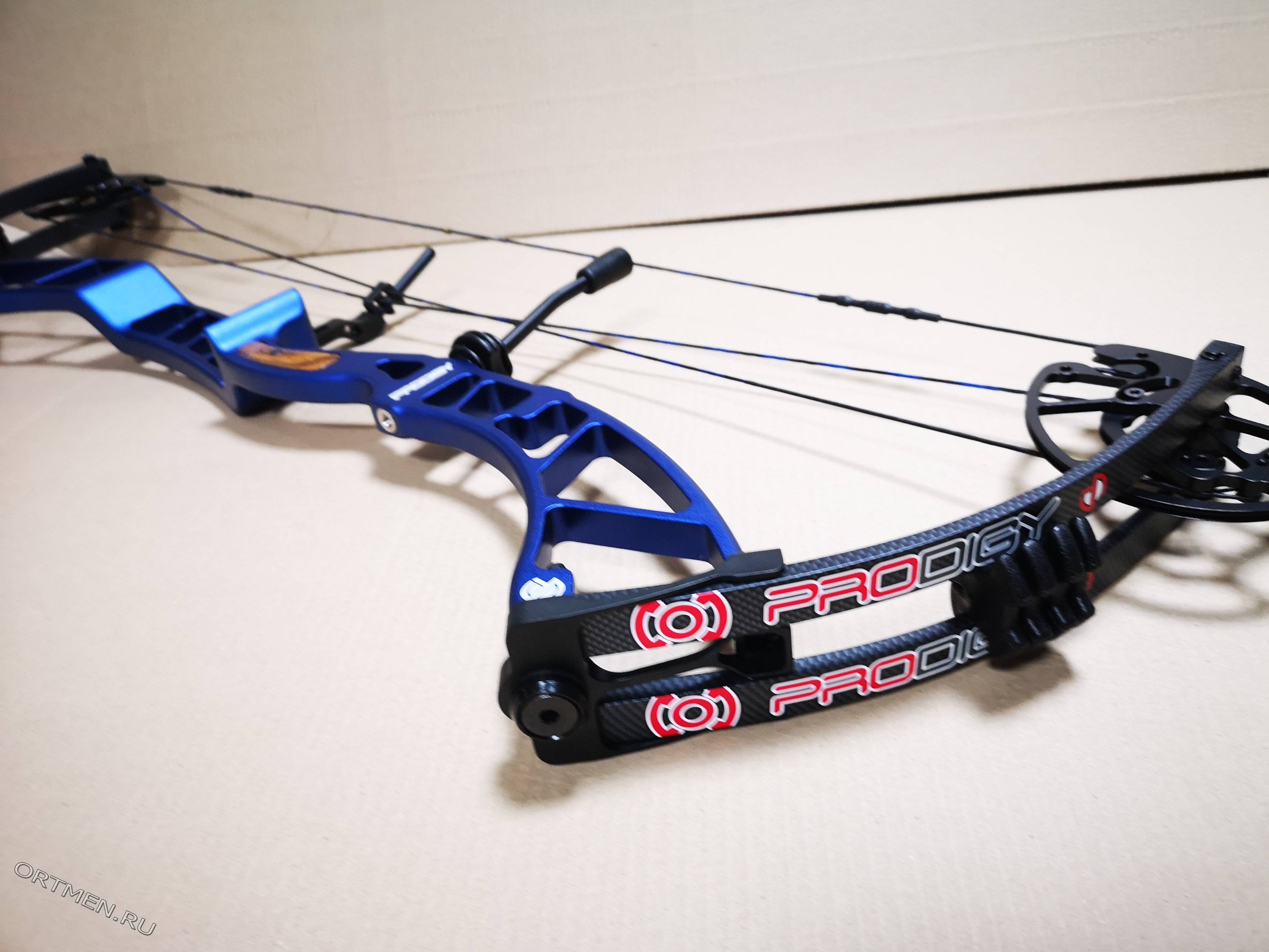 Лук блочный KINETIC TRIUM X