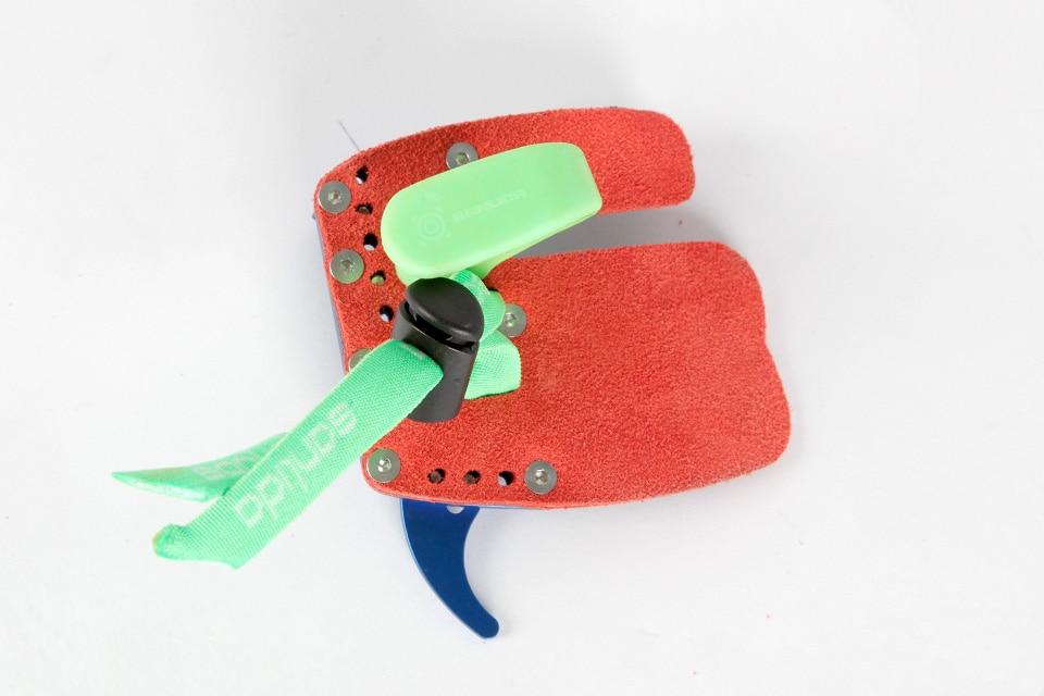 Напальчник для стрельбы из лука Sanlida X9 figer tab